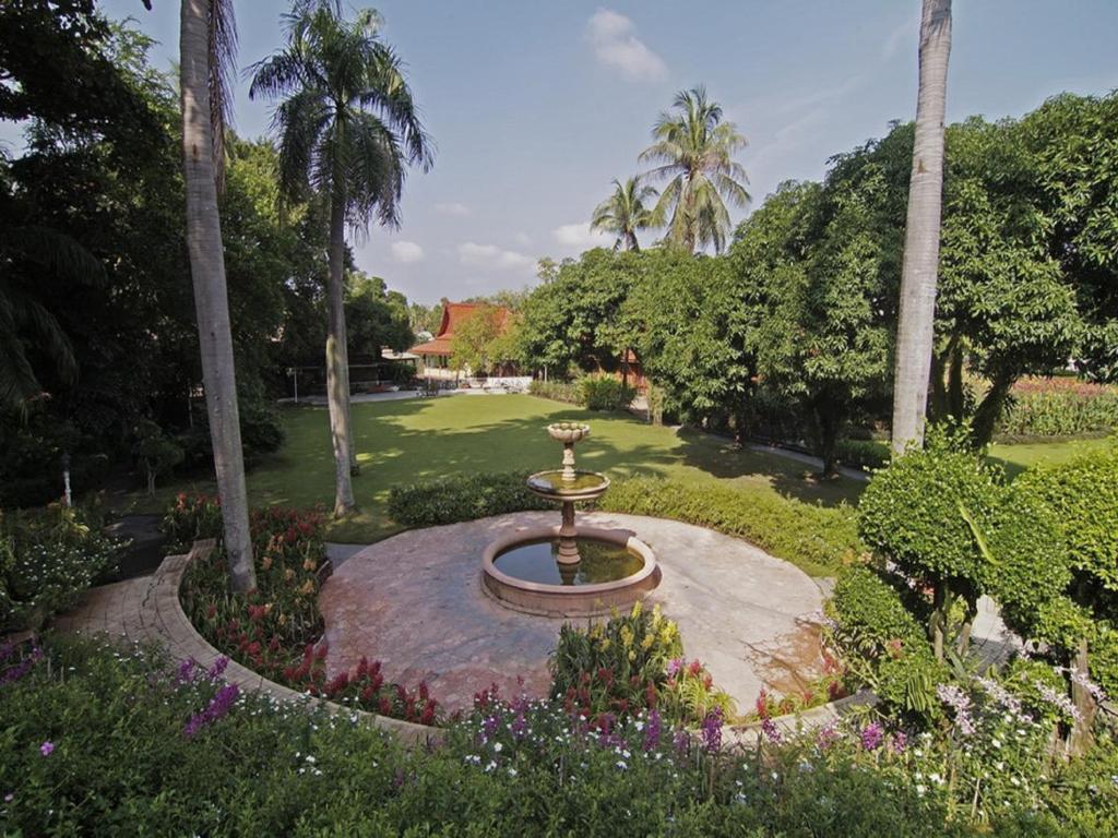 Suan Sampran Hotel Nakhon Pathom Exterior photo