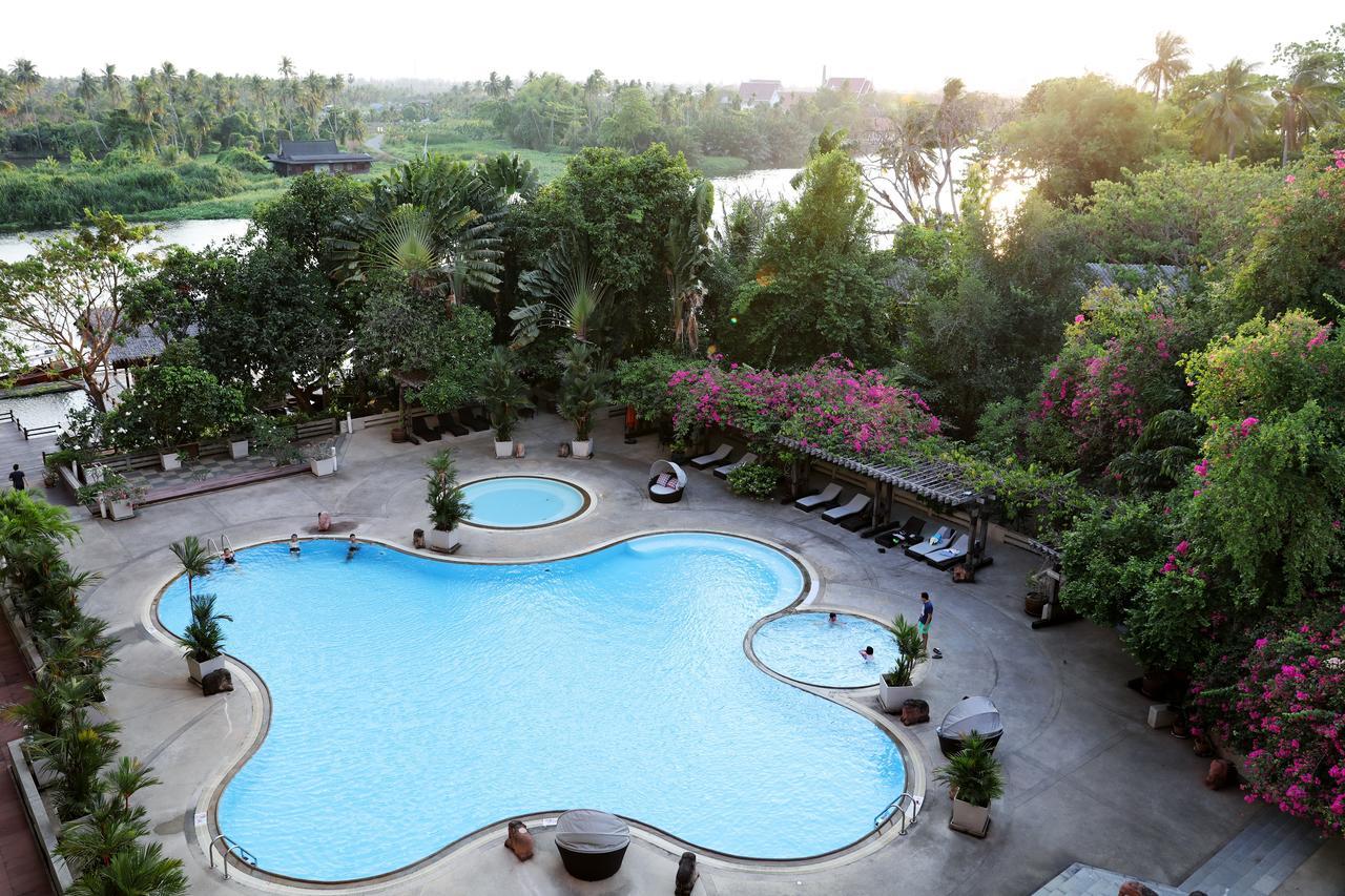 Suan Sampran Hotel Nakhon Pathom Exterior photo