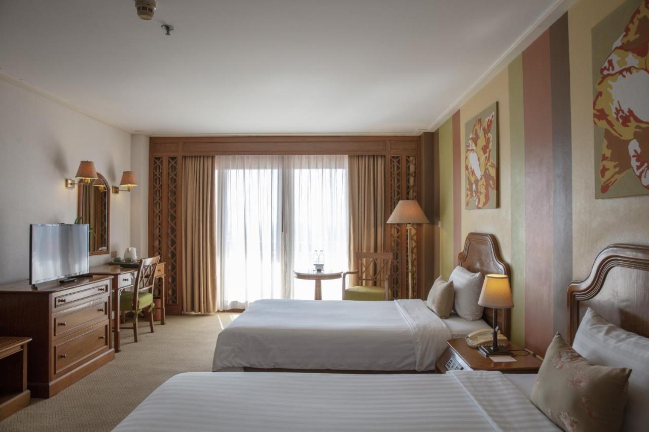 Suan Sampran Hotel Nakhon Pathom Exterior photo