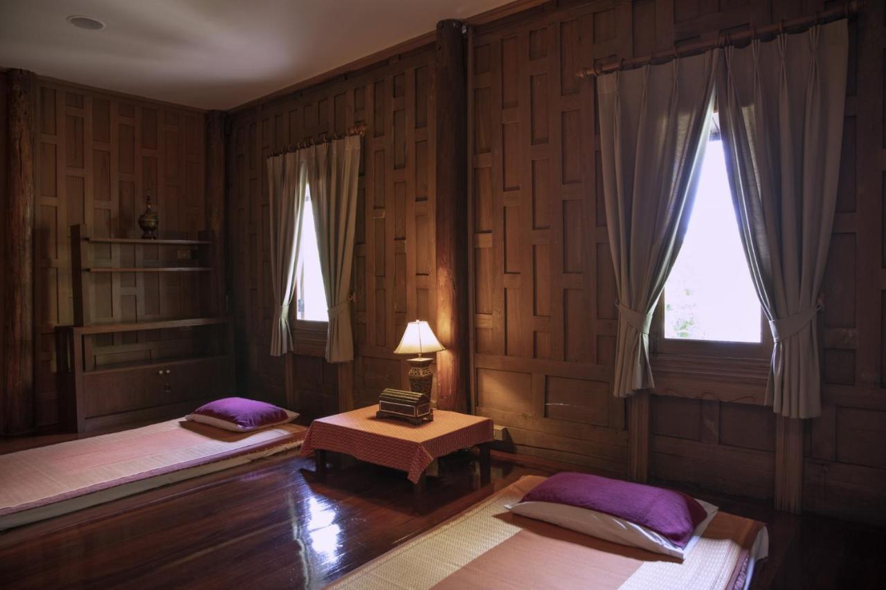 Suan Sampran Hotel Nakhon Pathom Exterior photo
